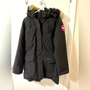 Canada Goose Women’s Trillium Parka - Medium; worn 3 times